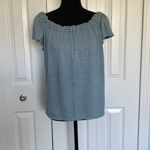 Max Studio Medium Light Blue Summer Top Blouse - Picture 8 of 11